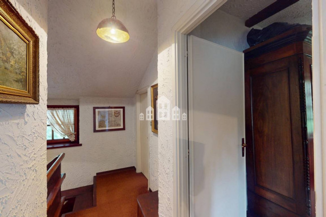 Villa in vendita a Valchiusa