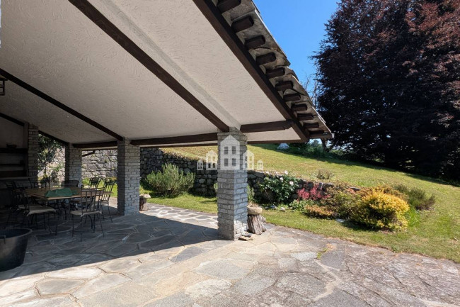 Villa in vendita a Valchiusa
