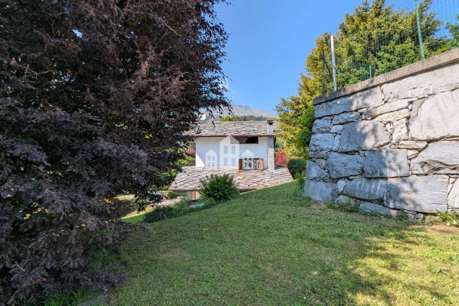 Villa in vendita a Valchiusa