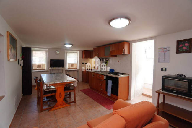 Casa semindipendente in vendita a Alpette