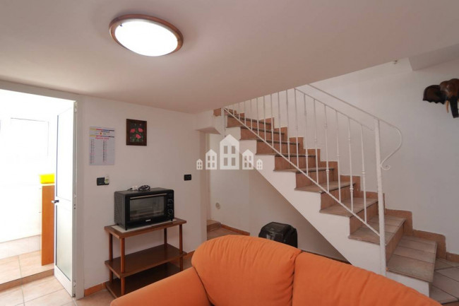 Casa semindipendente in vendita a Alpette