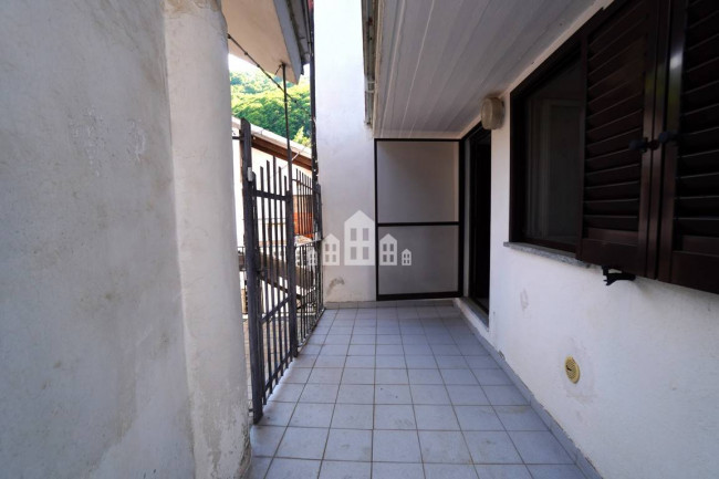 Casa semindipendente in vendita a Alpette