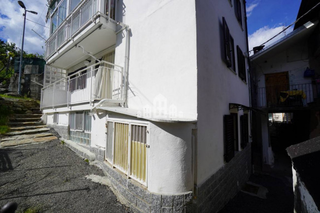 Casa semindipendente in vendita a Alpette