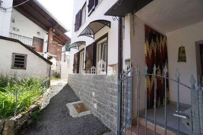 Casa semindipendente in vendita a Alpette