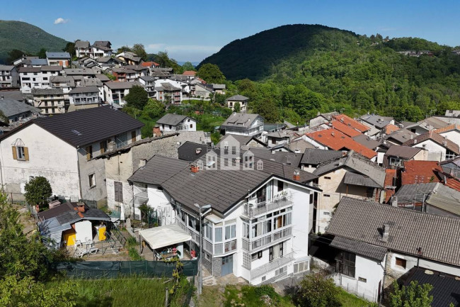 Casa semindipendente in vendita a Alpette
