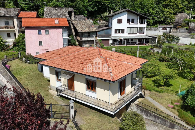 Casa indipendente in vendita a Cuorgnè