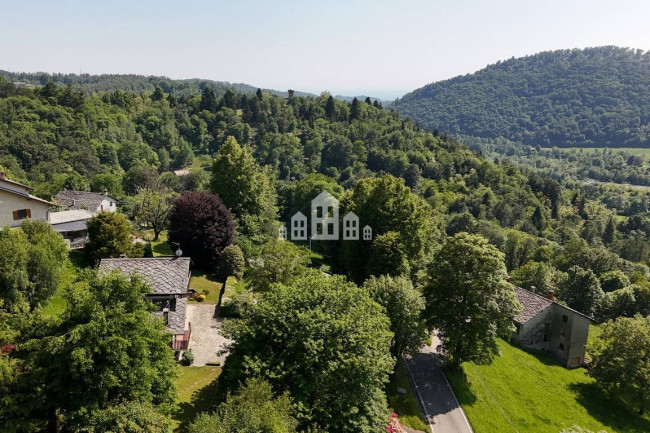 Villa in vendita a Valchiusa