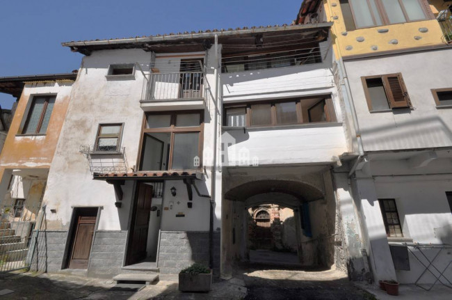Casa semindipendente in vendita a Cuorgnè