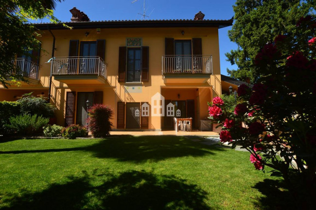 Villa a schiera di testa in vendita a Cuorgnè