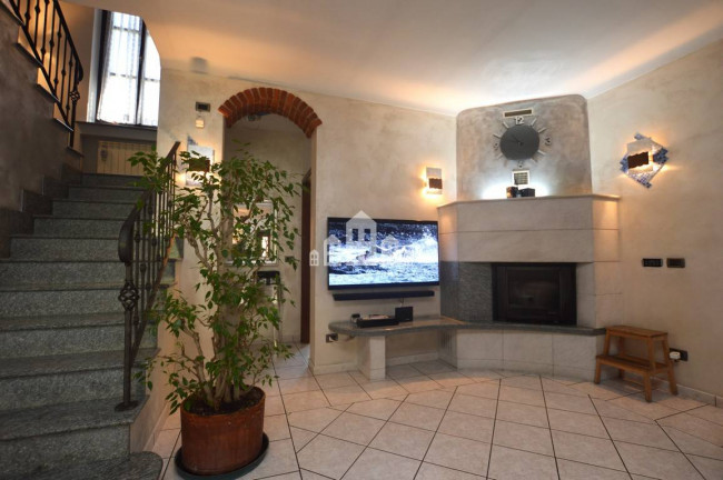 Villa a schiera di testa in vendita a Cuorgnè