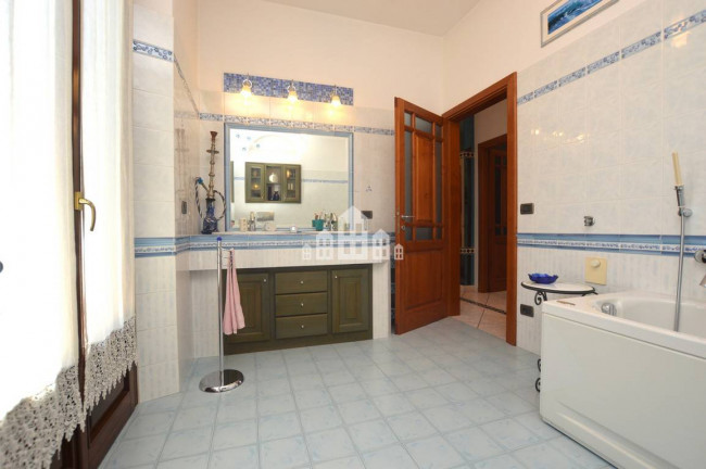 Villa a schiera di testa in vendita a Cuorgnè