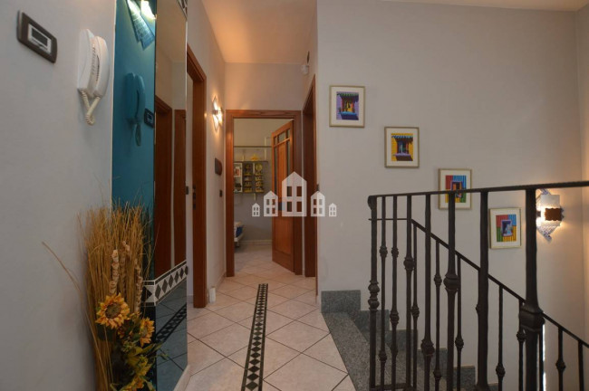 Villa a schiera di testa in vendita a Cuorgnè