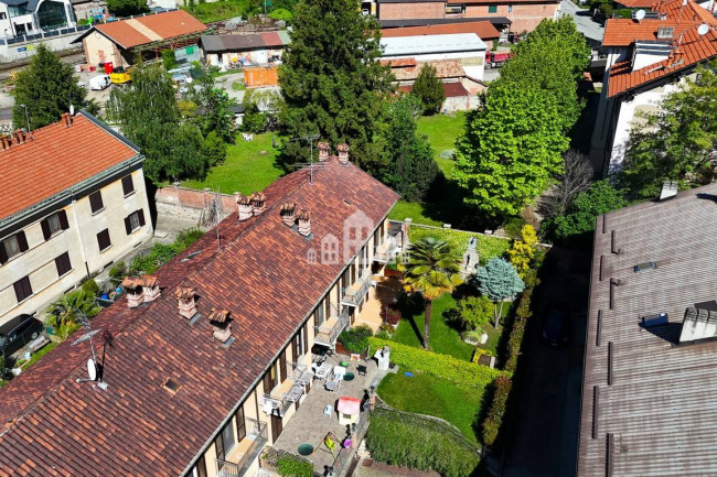 Villa a schiera di testa in vendita a Cuorgnè