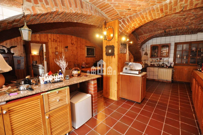 Casa semindipendente in vendita a Torre Canavese