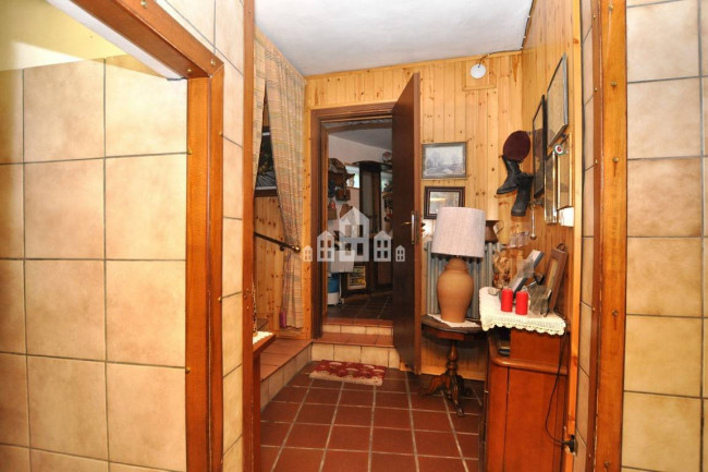 Casa semindipendente in vendita a Torre Canavese