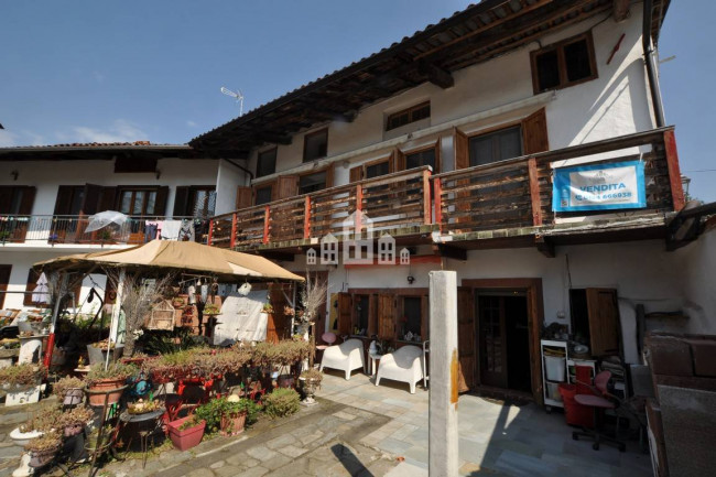 Casa semindipendente in vendita a Torre Canavese