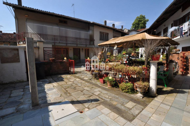 Casa semindipendente in vendita a Torre Canavese