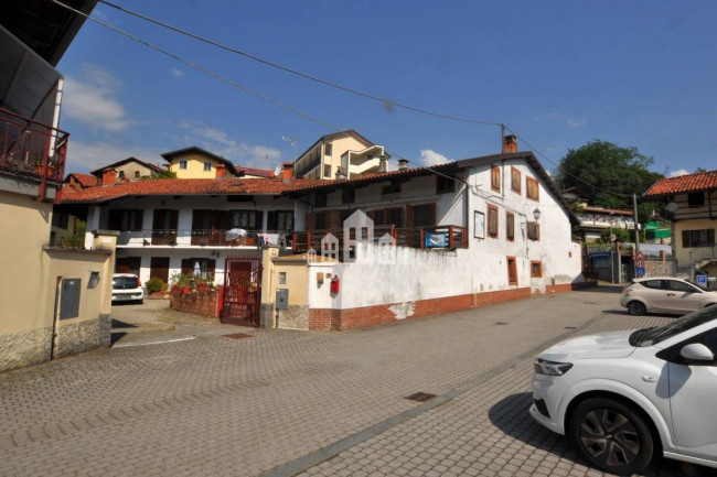 Casa semindipendente in vendita a Torre Canavese