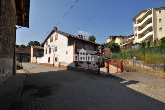 Casa semindipendente in vendita a Torre Canavese