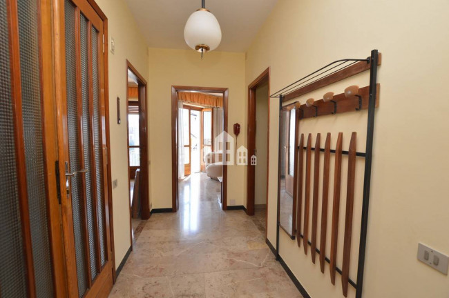 Appartamento in vendita a Andrate