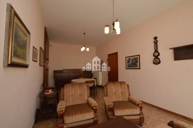 Appartamento in vendita a Andrate
