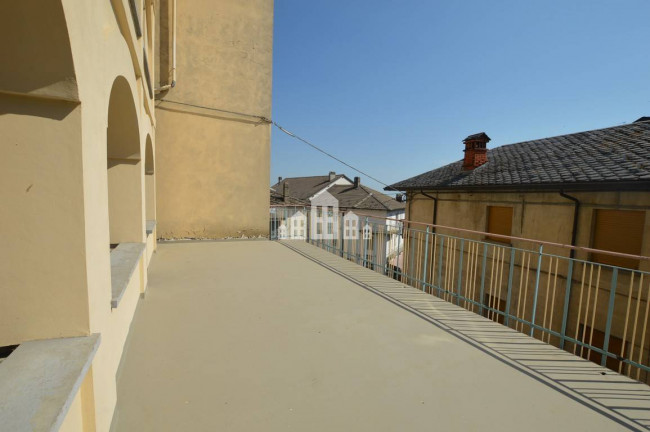 Appartamento in vendita a Andrate