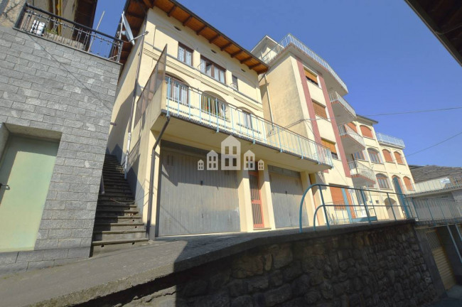 Appartamento in vendita a Andrate