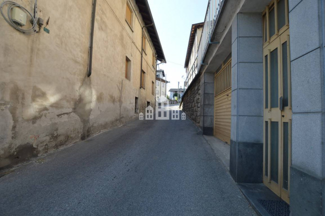 Appartamento in vendita a Andrate