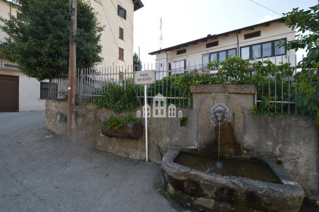 Appartamento in vendita a Andrate