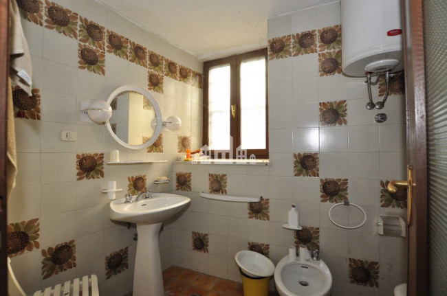 Half-duplex for sale in Agliè