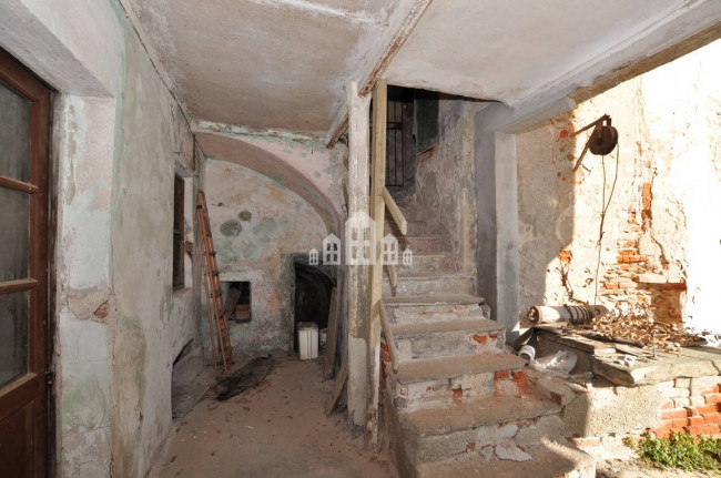 Half-duplex for sale in Agliè