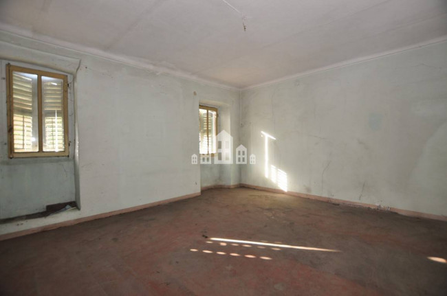 Half-duplex for sale in Agliè