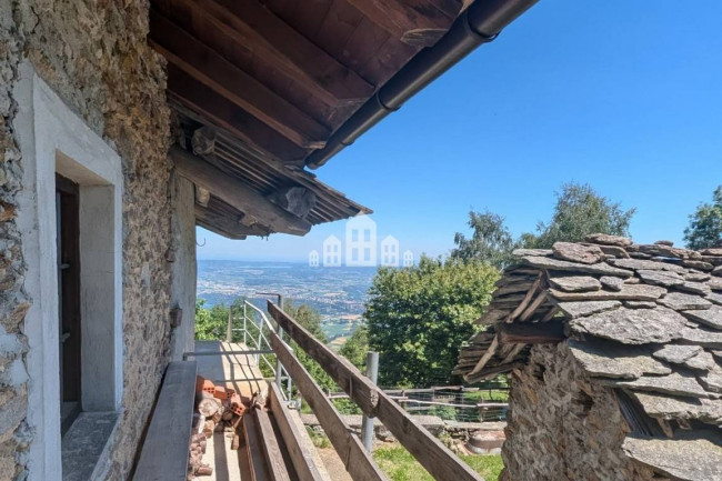 Casa semindipendente in vendita a Brosso
