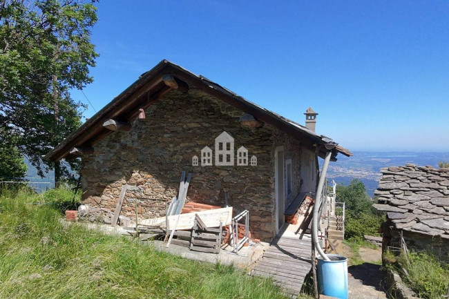 Casa semindipendente in vendita a Brosso