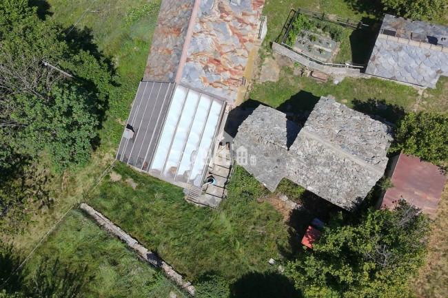 Casa semindipendente in vendita a Brosso