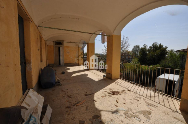 Porzione di bifamiliare in vendita a Castellamonte