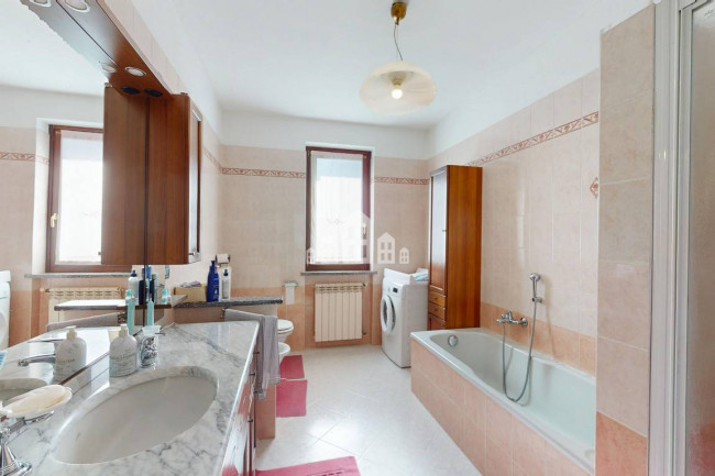 Villa in vendita a Rivarolo Canavese