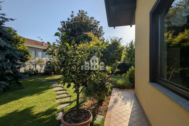 Villa in vendita a Rivarolo Canavese