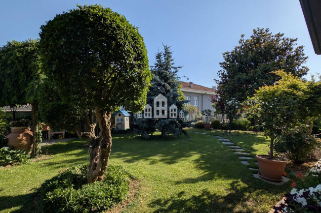Villa in vendita a Rivarolo Canavese