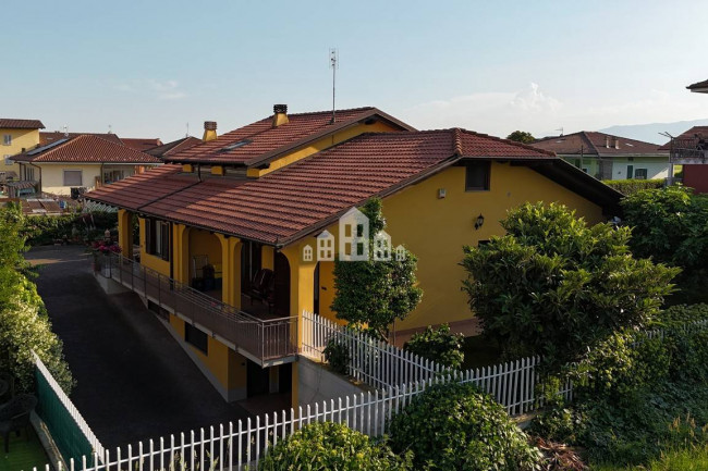 Villa in vendita a Rivarolo Canavese