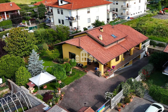 Villa in vendita a Rivarolo Canavese