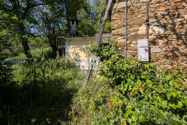 Rustico in vendita a Rueglio