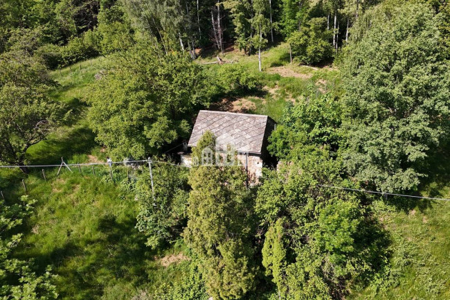 Rustico in vendita a Rueglio