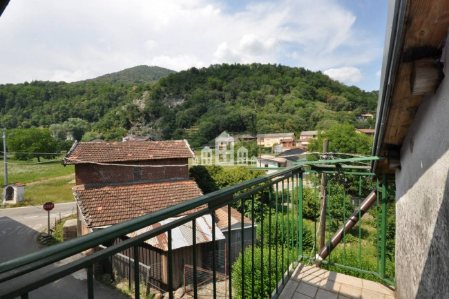 Casa semindipendente in vendita a Cuorgnè