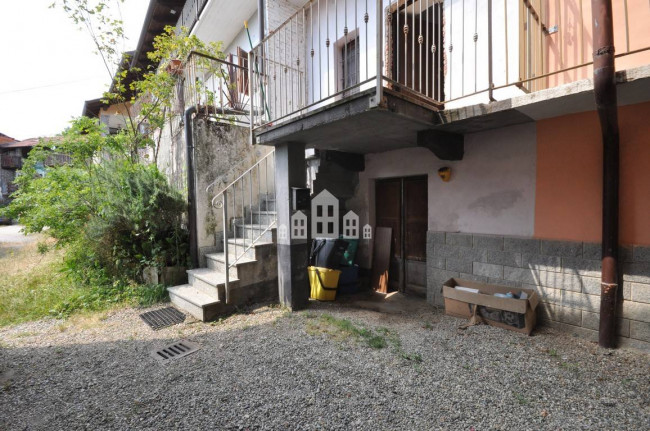 Casa semindipendente in vendita a Cuorgnè