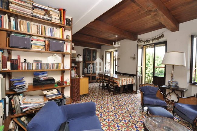 Half-duplex for sale in Torre Canavese