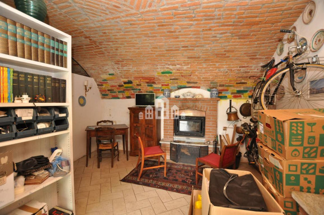 Half-duplex for sale in Torre Canavese
