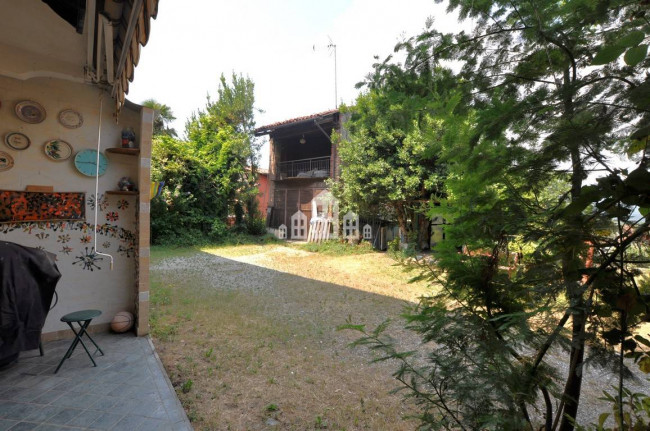 Half-duplex for sale in Torre Canavese