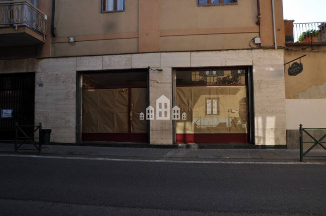 Locale commerciale in vendita a Feletto