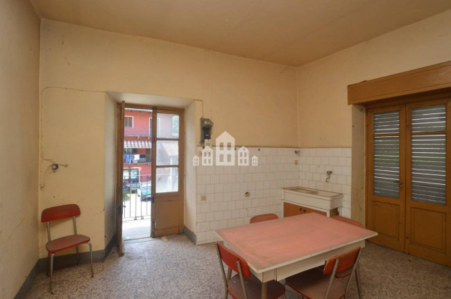 Casa semindipendente in vendita a Pont-Canavese